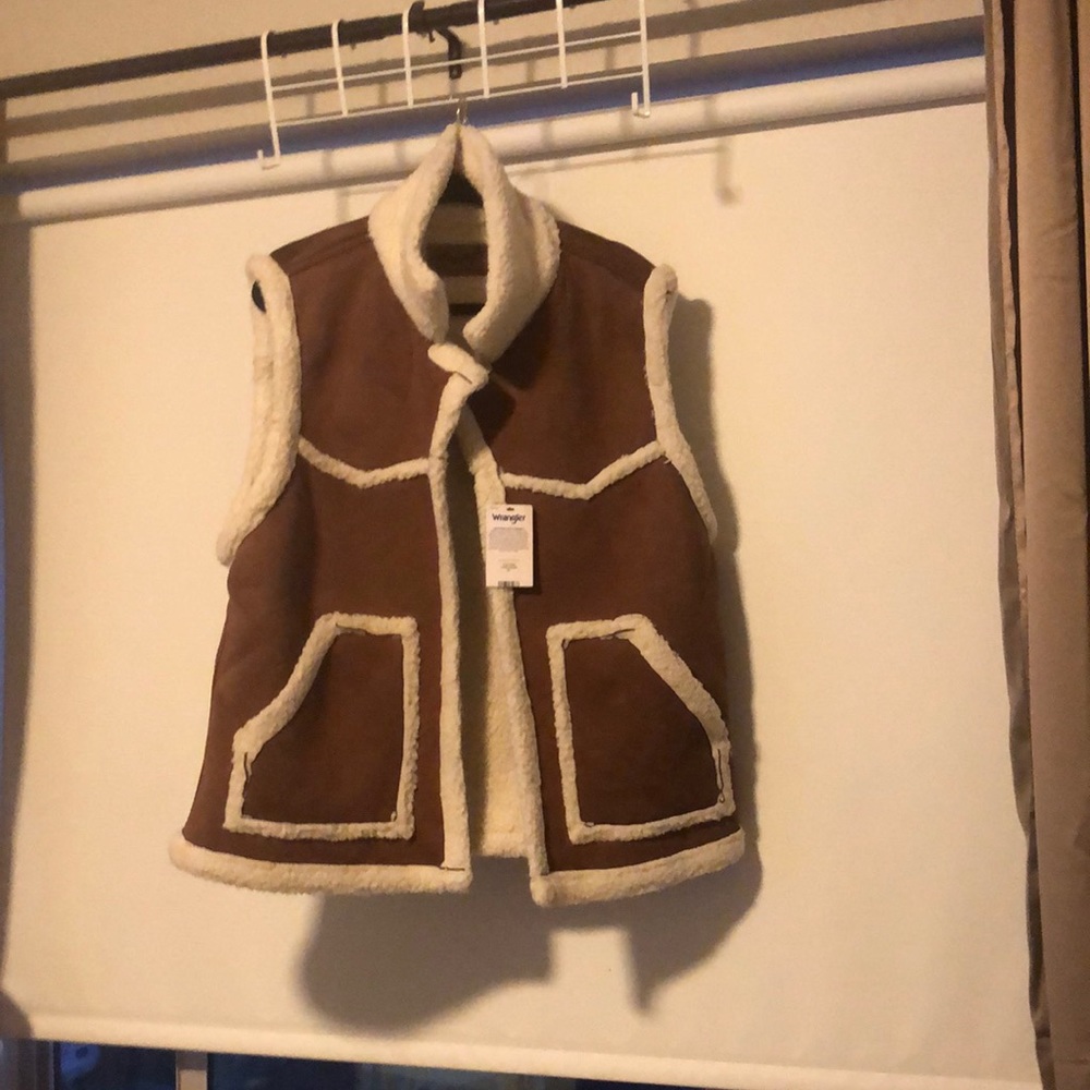 NWT Wrangler Faux Suede Sherpa Vest Size XL
